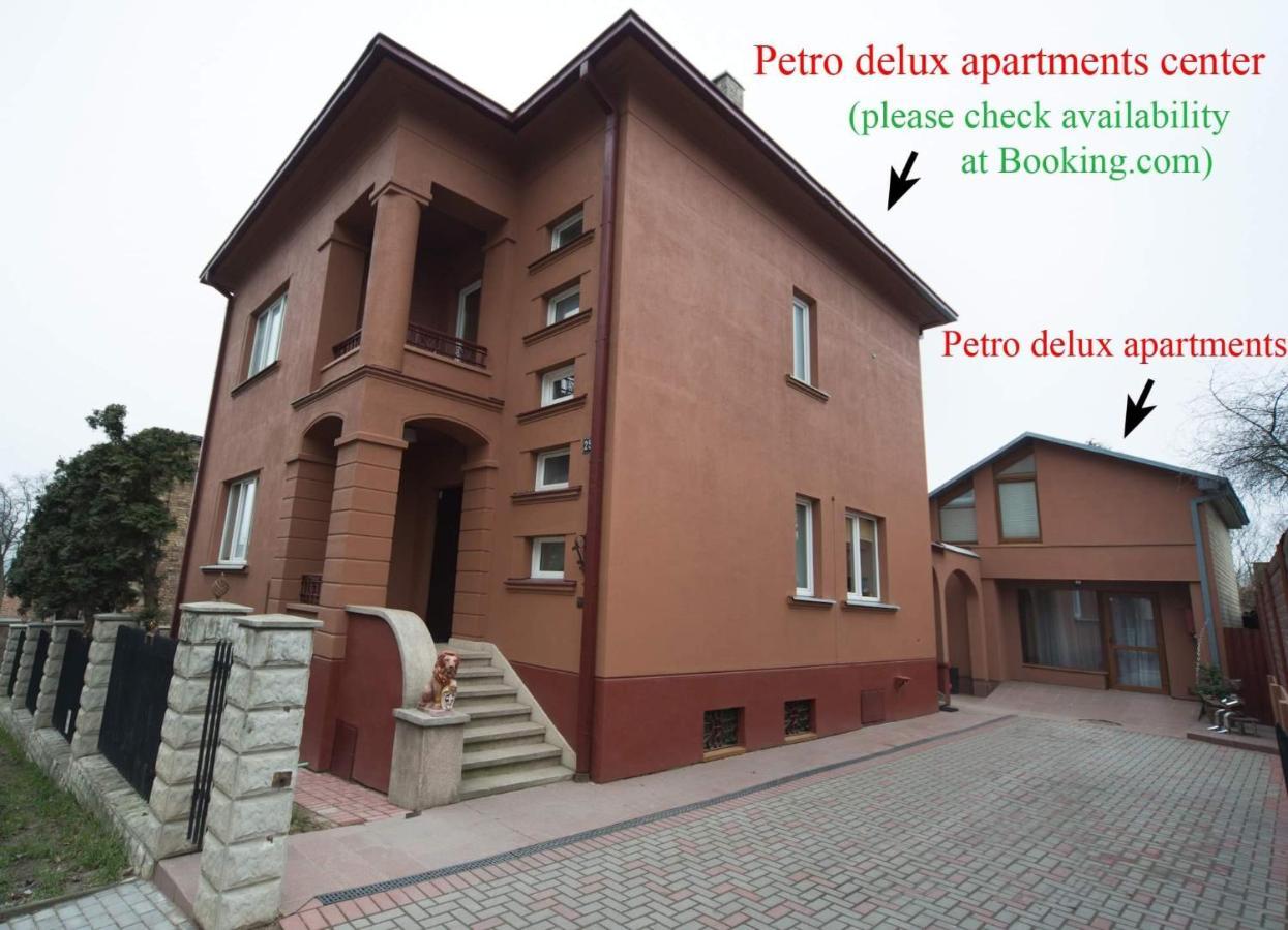 Petro Delux Apartments Каунас Екстериор снимка