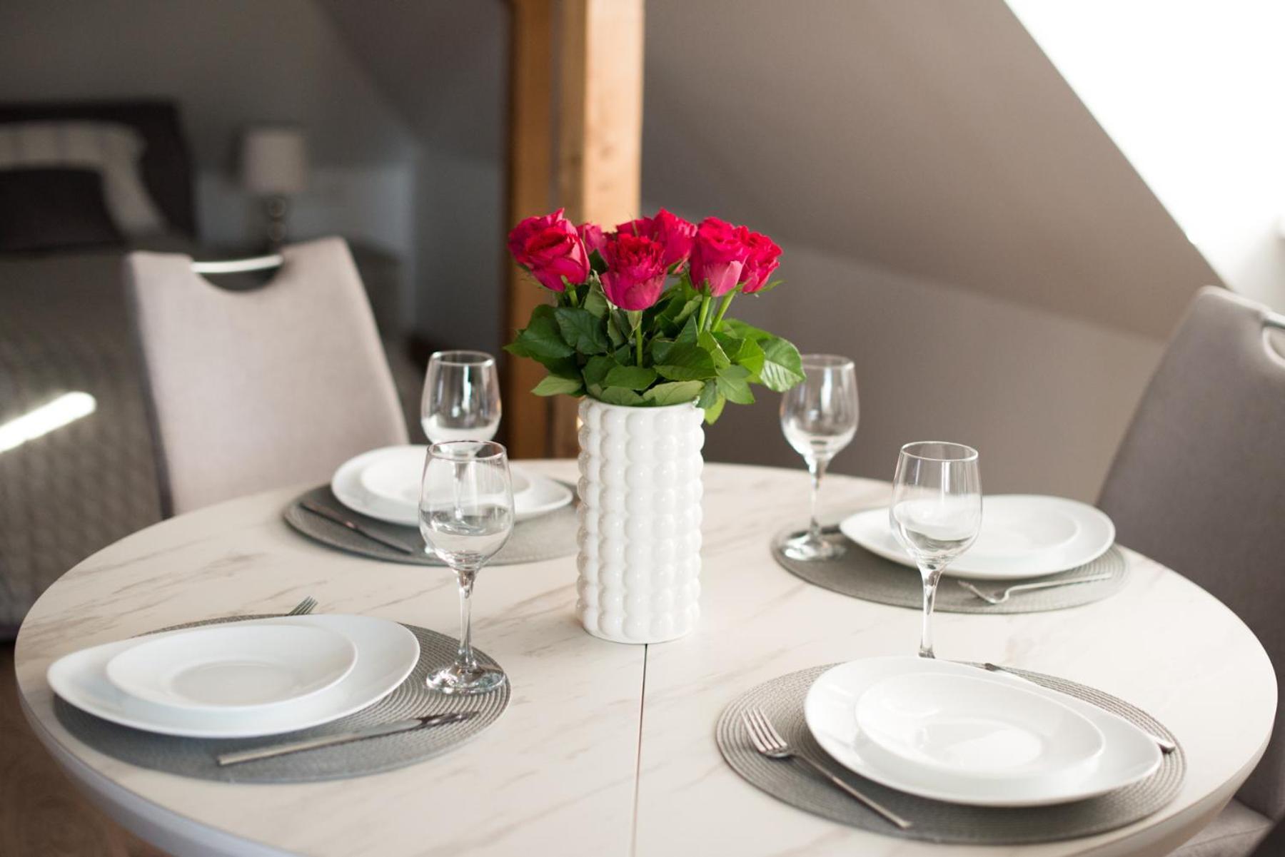 Petro Delux Apartments Каунас Екстериор снимка